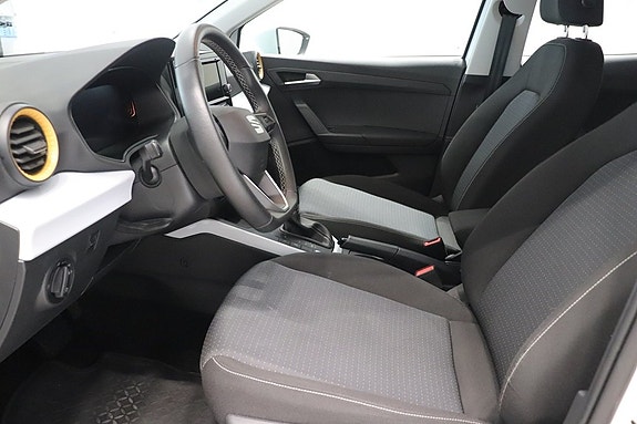 Seat Arona 7 of 10