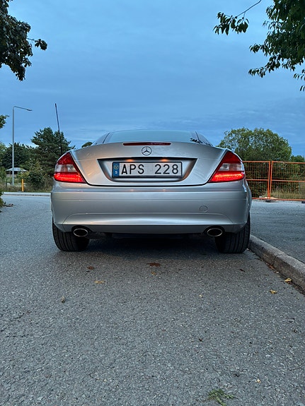 Mercedes-Benz SLK200 7 of 7