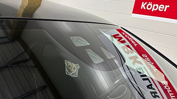 Volvo V40 23 of 28