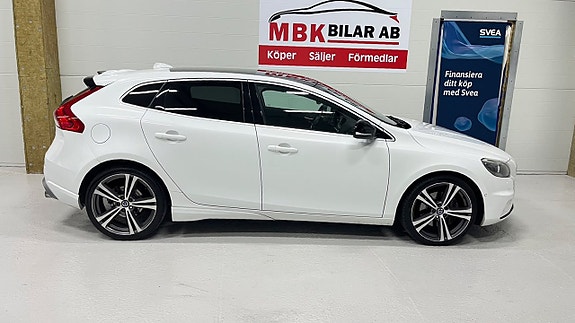 Volvo V40 5 of 28