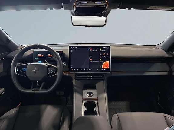 Polestar 4 8 of 24