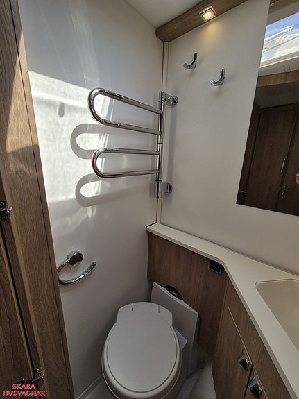 Kabe CLASSIC 560 GLE KS 19 of 19