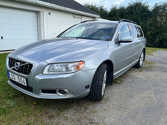Volvo V70 7 of 14