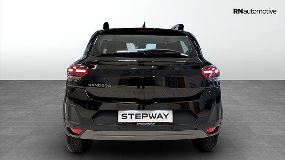 Dacia Sandero Stepway 4 of 25