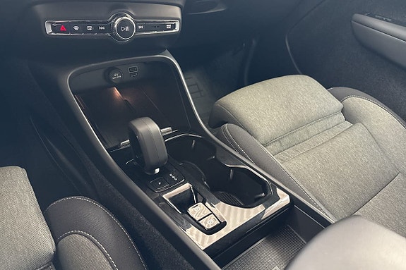 Volvo XC40 19 of 29