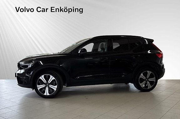 Volvo XC40 3 of 29
