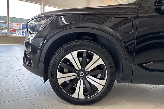 Volvo XC40 28 of 29