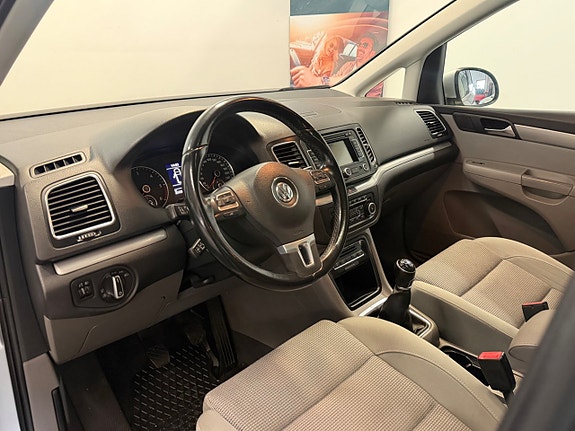 Volkswagen Sharan 11 of 30