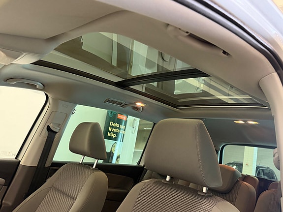 Volkswagen Sharan 24 of 30