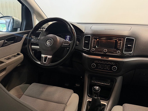 Volkswagen Sharan 12 of 30
