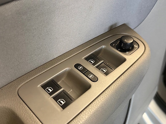 Volkswagen Sharan 8 of 30