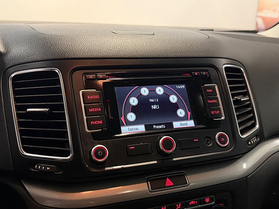 Volkswagen Sharan 27 of 30
