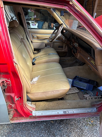 Chevrolet Caprice 2 of 7