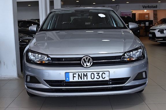 Volkswagen Polo 2 of 17