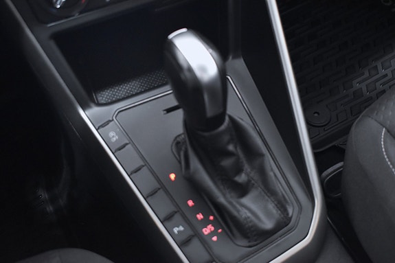 Volkswagen Polo 12 of 17