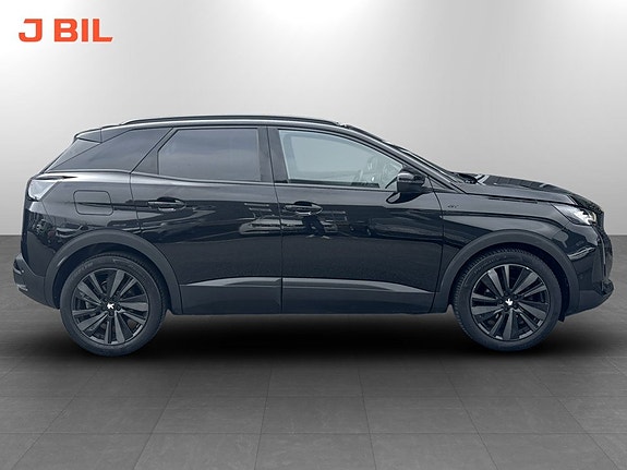 Peugeot 3008 15 of 18