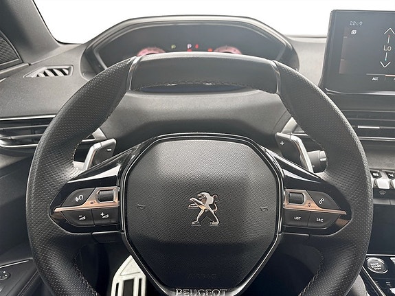 Peugeot 3008 7 of 18