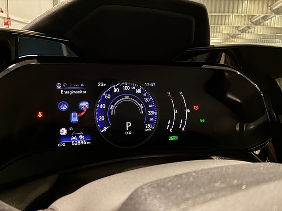 Lexus NX350h 23 of 26