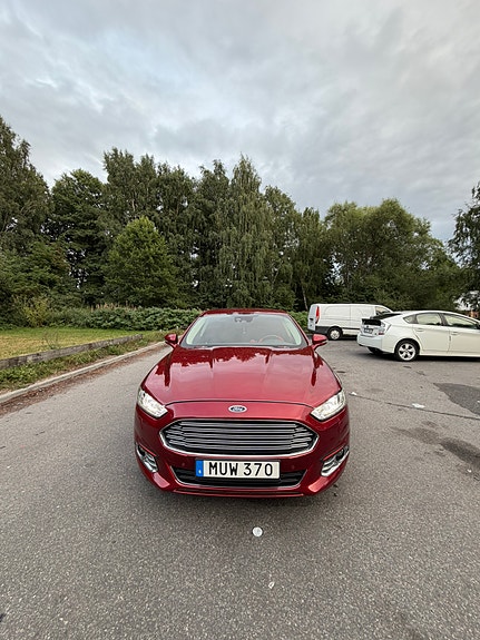 Ford Mondeo 10 of 12