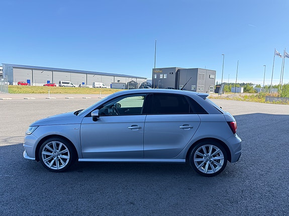 Audi A1 5 of 7