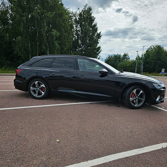 Audi A6 2 of 17