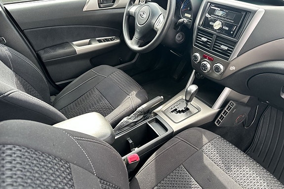 Subaru Forester 15 of 20