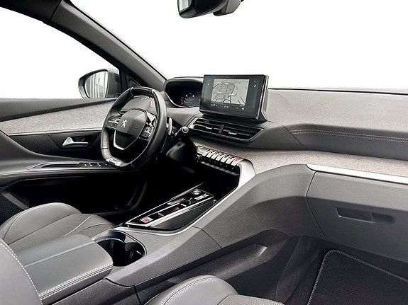 Peugeot 5008 13 of 17