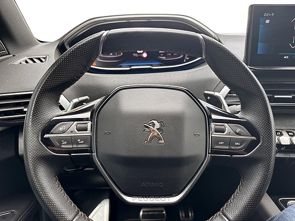 Peugeot 5008 7 of 17