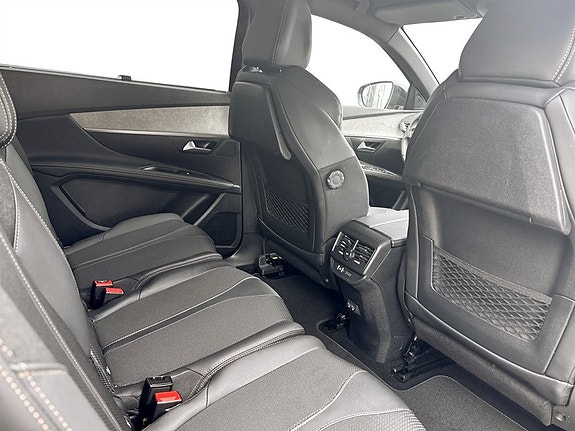 Peugeot 5008 14 of 17