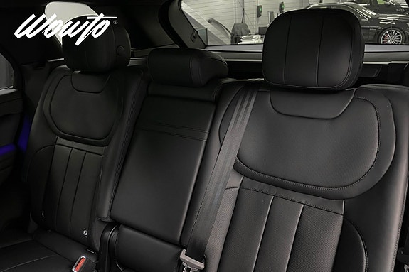 Land Rover Range Rover Sport 13 of 25