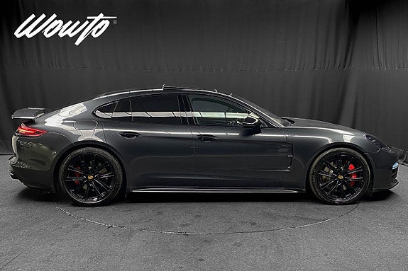 Porsche Panamera GTS 3 of 25