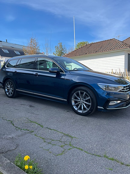 Volkswagen Passat 3 of 9