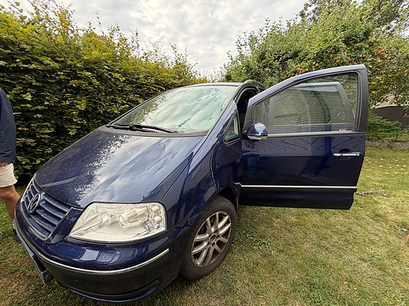 Volkswagen Sharan 9 of 16