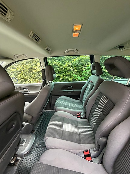 Volkswagen Sharan 5 of 16