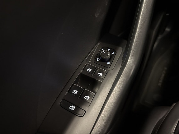 Volkswagen T-Cross 23 of 24
