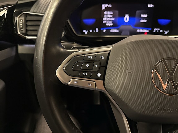 Volkswagen T-Cross 16 of 24