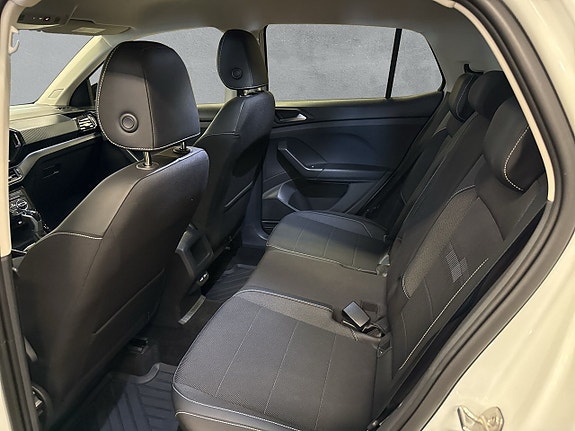 Volkswagen T-Cross 12 of 24