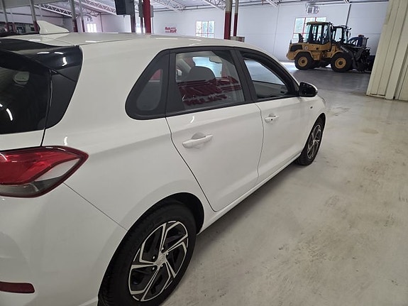 Hyundai i30 6 of 10