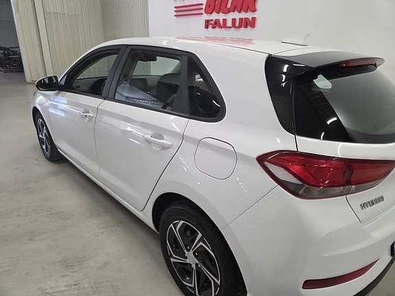 Hyundai i30 9 of 10