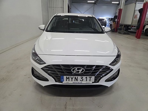 Hyundai i30 2 of 10