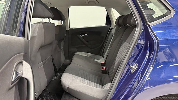 Volkswagen Polo 15 of 17