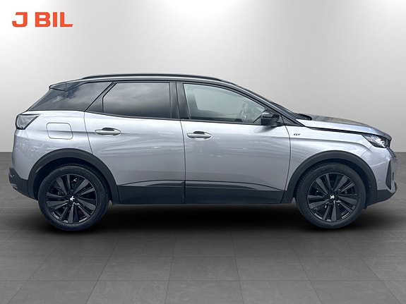 Peugeot 3008 15 of 18