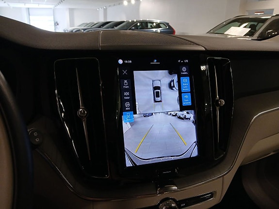 Volvo XC60 13 of 14