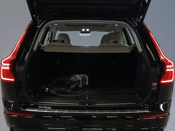 Volvo XC60 9 of 14
