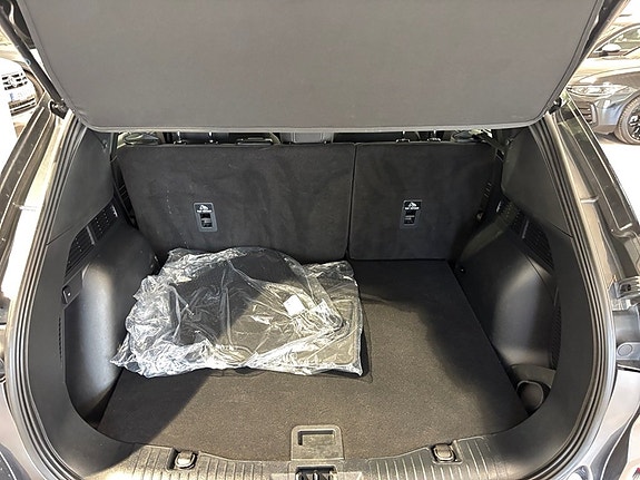 Ford Kuga 10 of 11