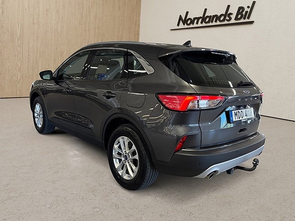 Ford Kuga 3 of 11