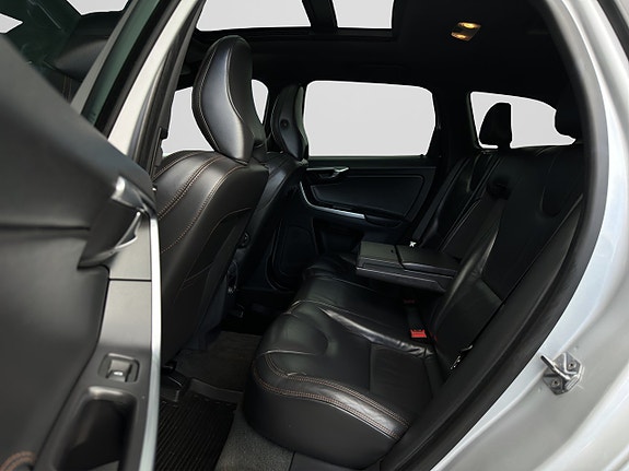 Volvo XC60 22 of 28