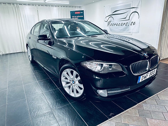 BMW 520 2 of 18