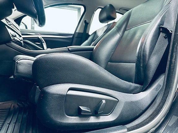 BMW 520 12 of 18