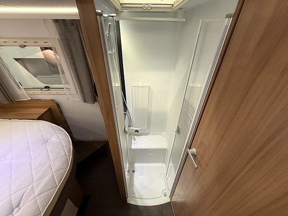 Adria Matrix 670 SC Supreme *Elektriska stödben*AC*Solcell* 15 of 19